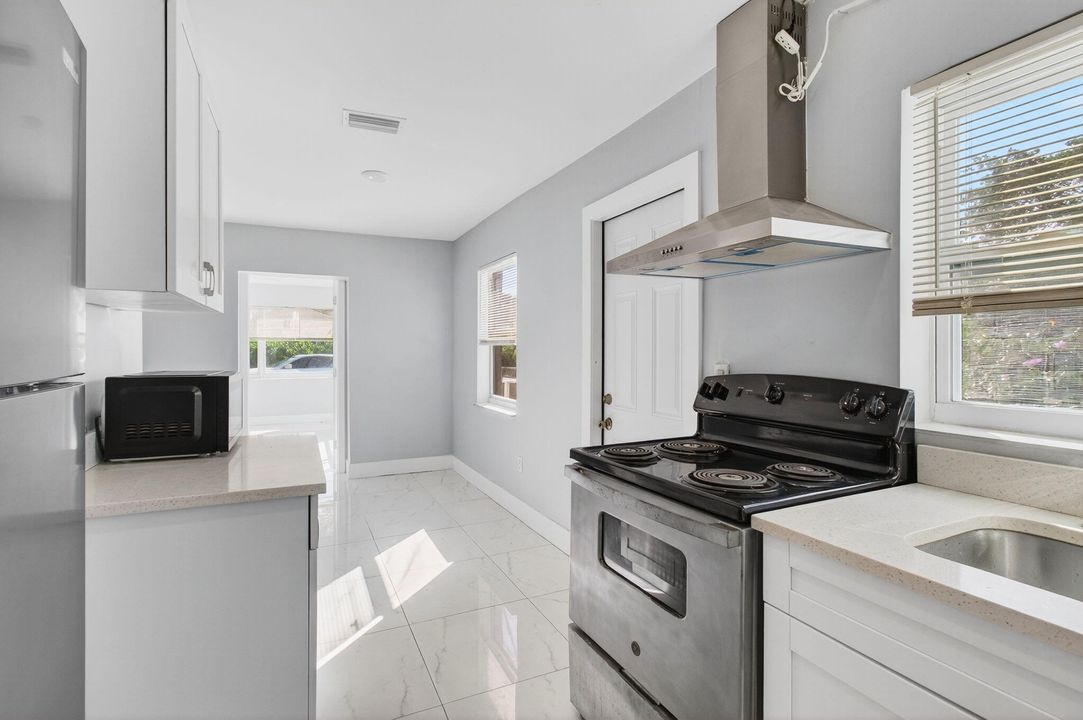 На продажу: $599,000 (0 спален, 0 ванн, 1714 Квадратных фут)