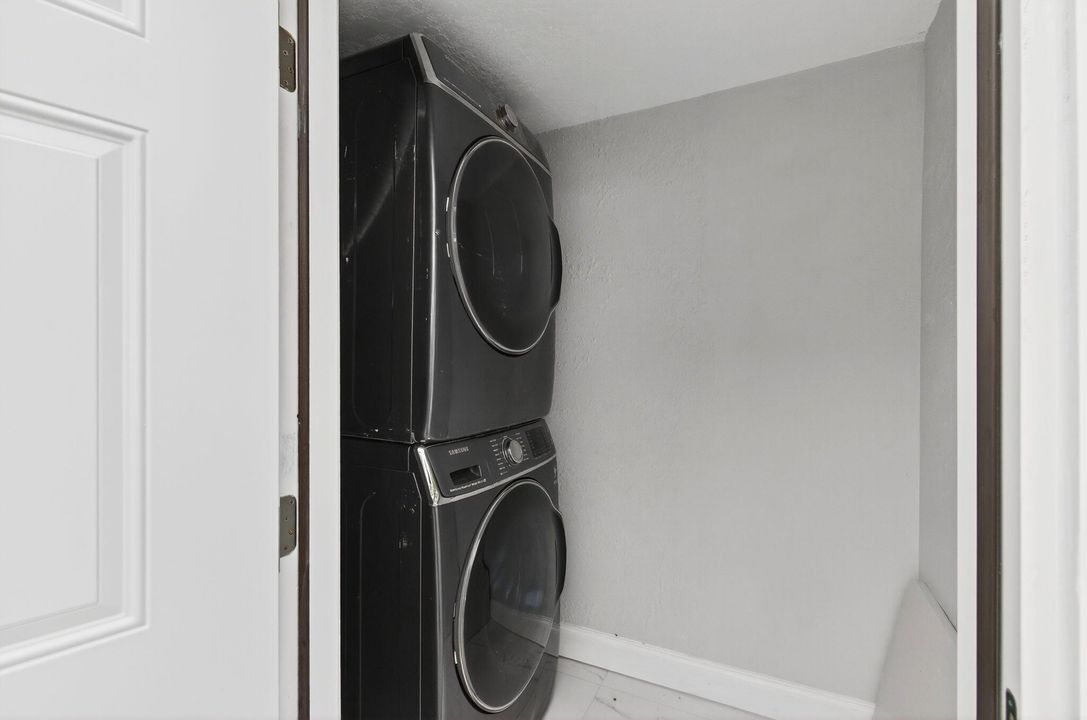 На продажу: $599,000 (0 спален, 0 ванн, 1714 Квадратных фут)