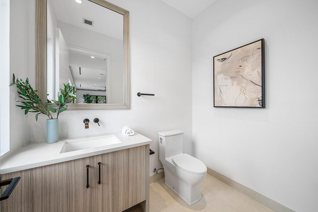 На продажу: $6,495,000 (5 спален, 5 ванн, 5750 Квадратных фут)