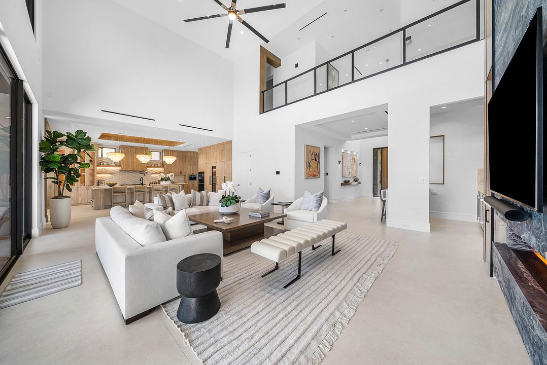 На продажу: $6,495,000 (5 спален, 5 ванн, 5750 Квадратных фут)