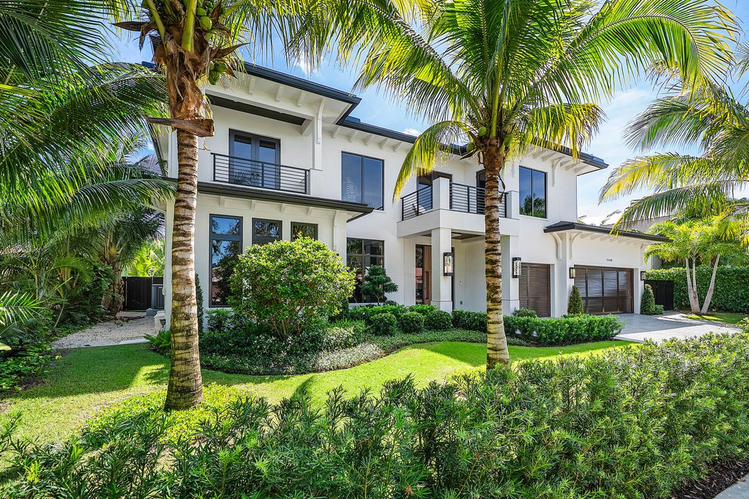 На продажу: $6,495,000 (5 спален, 5 ванн, 5750 Квадратных фут)