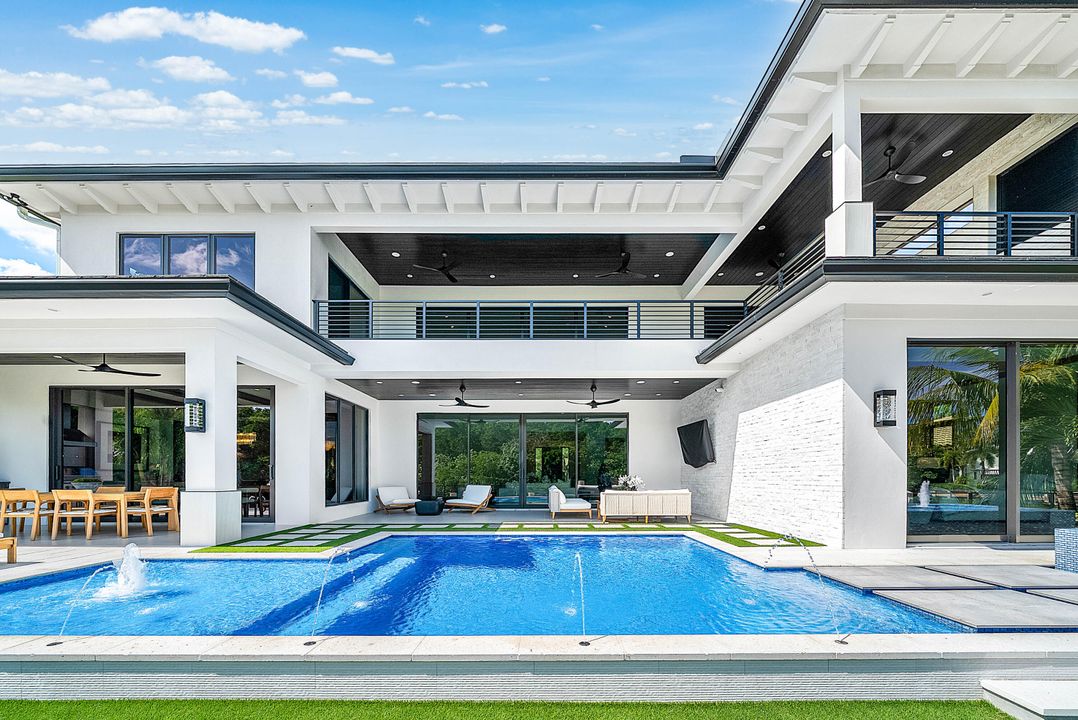 На продажу: $6,495,000 (5 спален, 5 ванн, 5750 Квадратных фут)