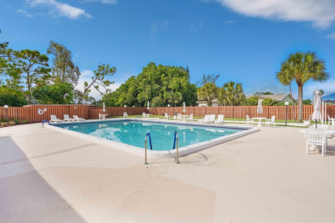 待售: $248,997 (2 贝兹, 2 浴室, 1419 平方英尺)