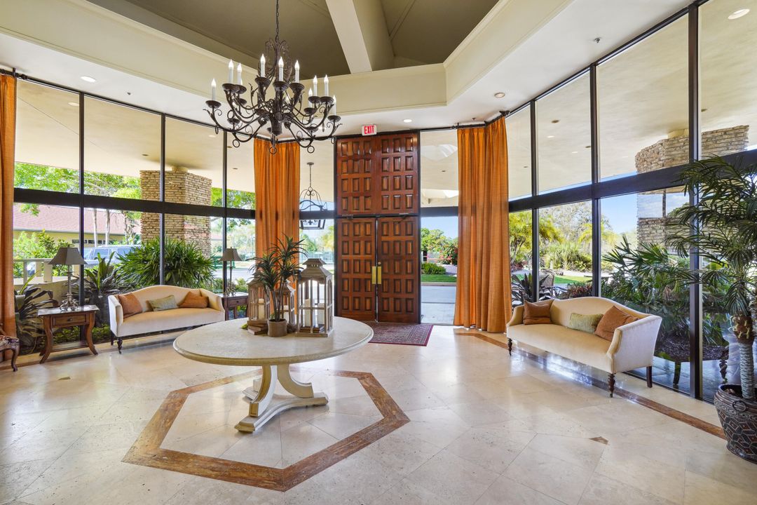 For Sale: $574,900 (3 beds, 3 baths, 2442 Square Feet)