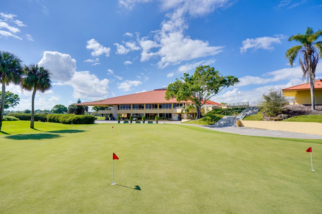 For Sale: $574,900 (3 beds, 3 baths, 2442 Square Feet)