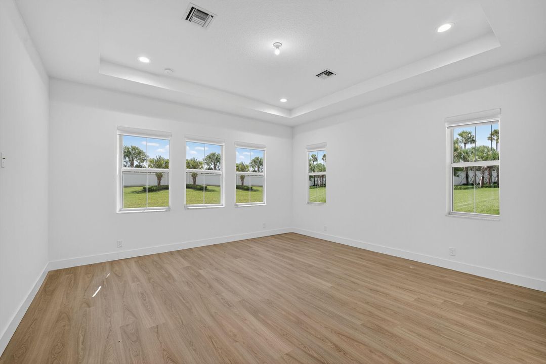 En Renta: $6,200 (4 camas, 3 baños, 3793 Pies cuadrados)