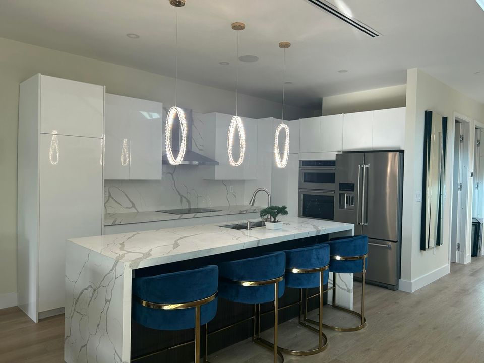 For Rent: $8,500 (4 beds, 4 baths, 3302 Square Feet)