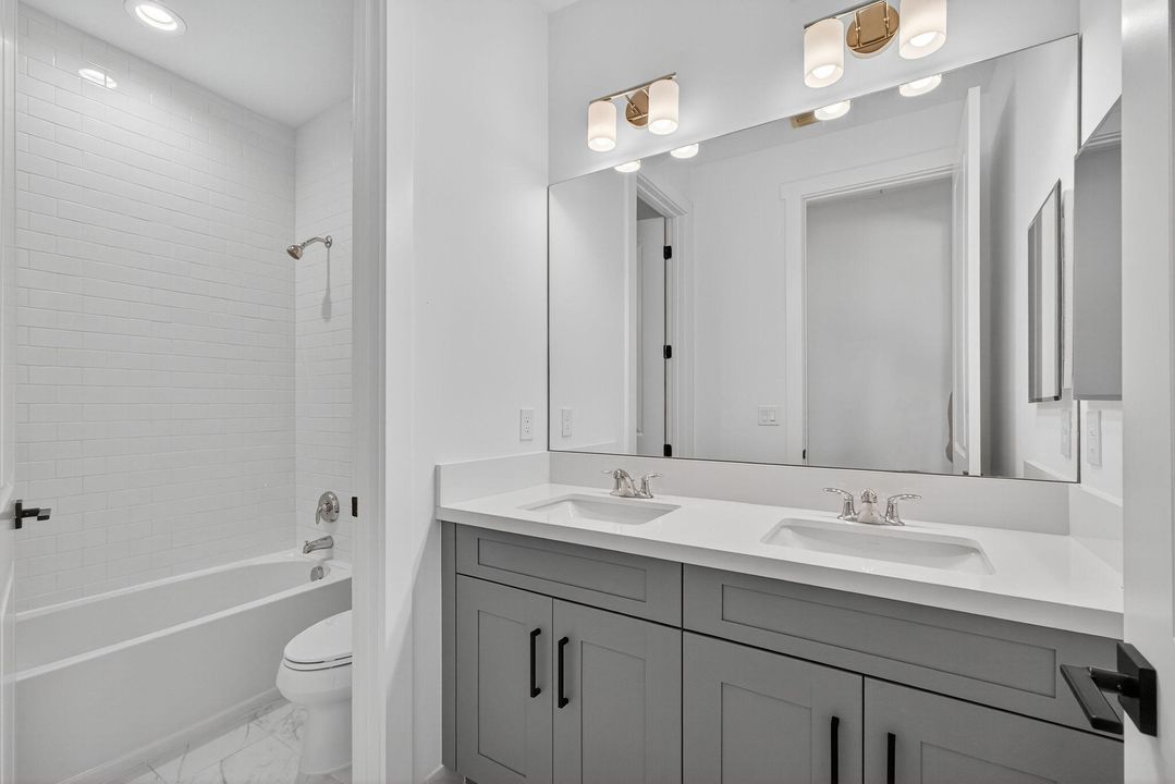 En Renta: $6,200 (4 camas, 3 baños, 3793 Pies cuadrados)