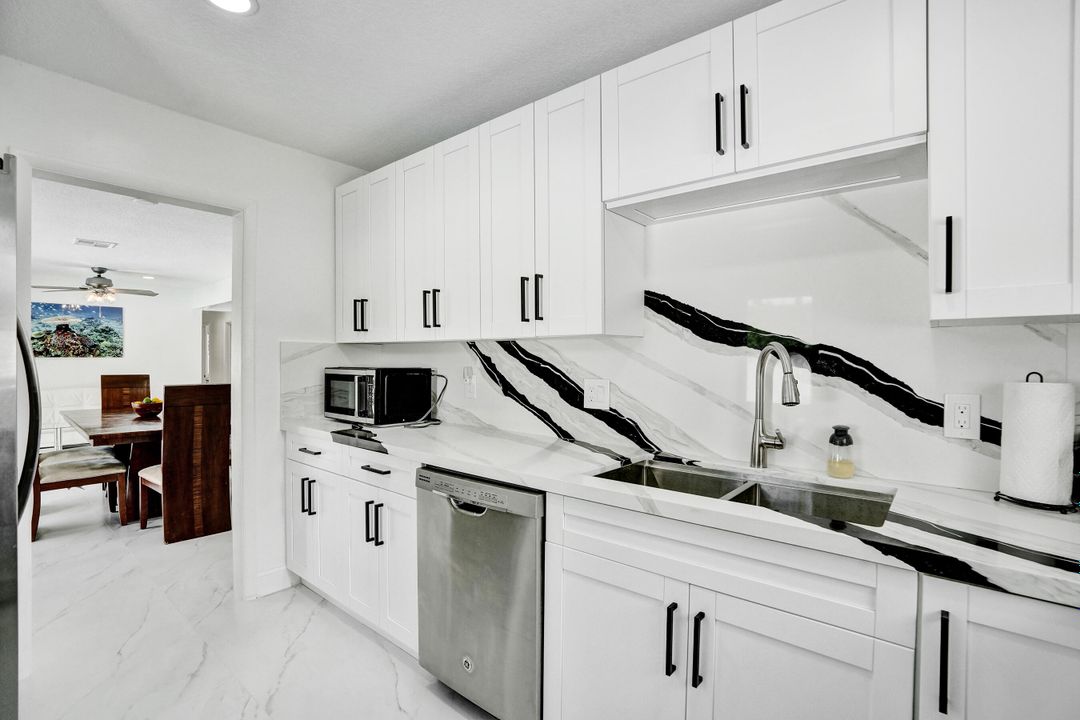 For Rent: $6,000 (4 beds, 2 baths, 1904 Square Feet)