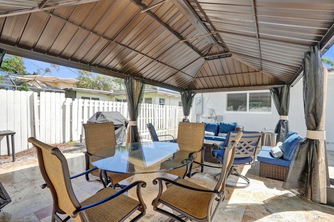 For Rent: $6,000 (4 beds, 2 baths, 1904 Square Feet)