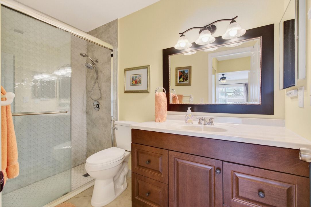 待售: $248,997 (2 贝兹, 2 浴室, 1419 平方英尺)