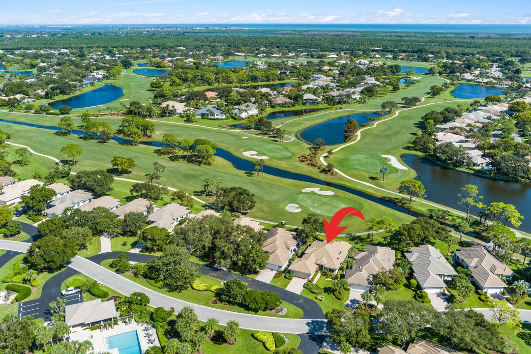 For Sale: $840,000 (3 beds, 2 baths, 2627 Square Feet)