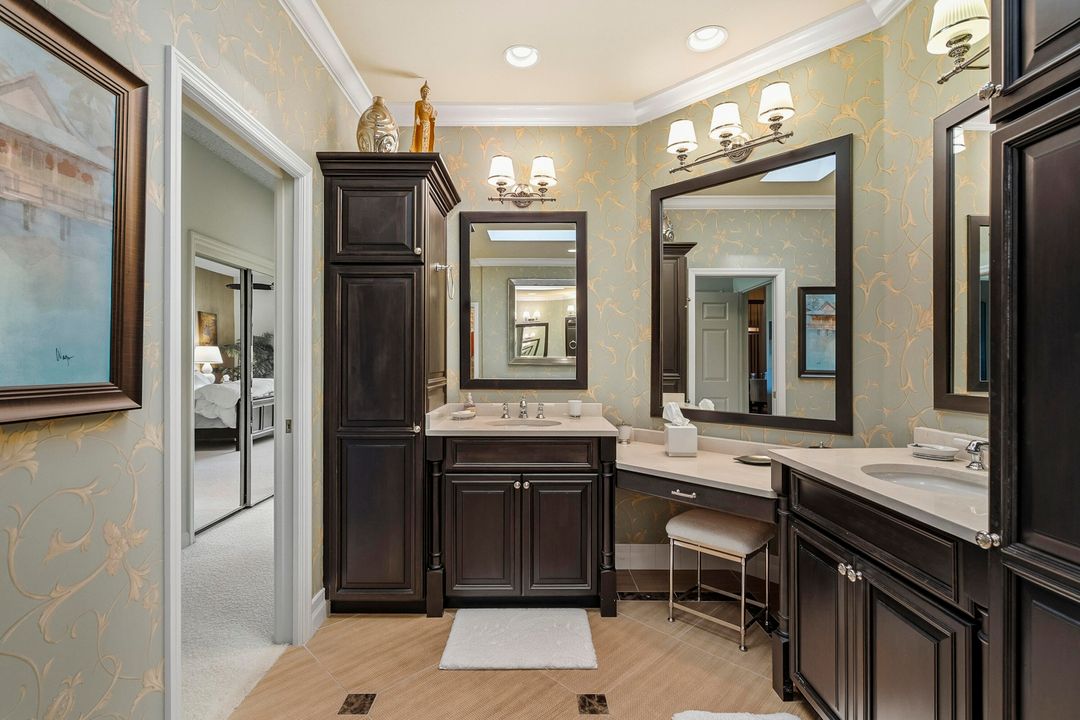 For Sale: $840,000 (3 beds, 2 baths, 2627 Square Feet)