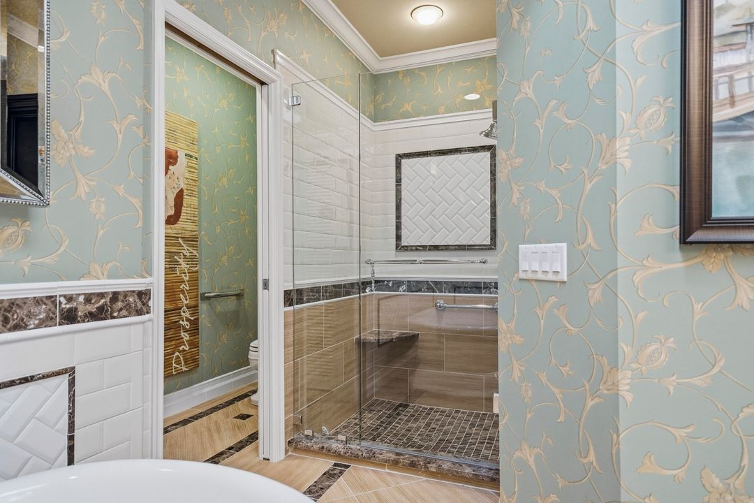 For Sale: $840,000 (3 beds, 2 baths, 2627 Square Feet)