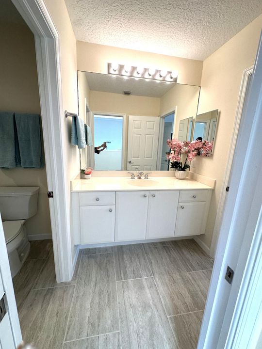 For Sale: $465,000 (3 beds, 2 baths, 1832 Square Feet)