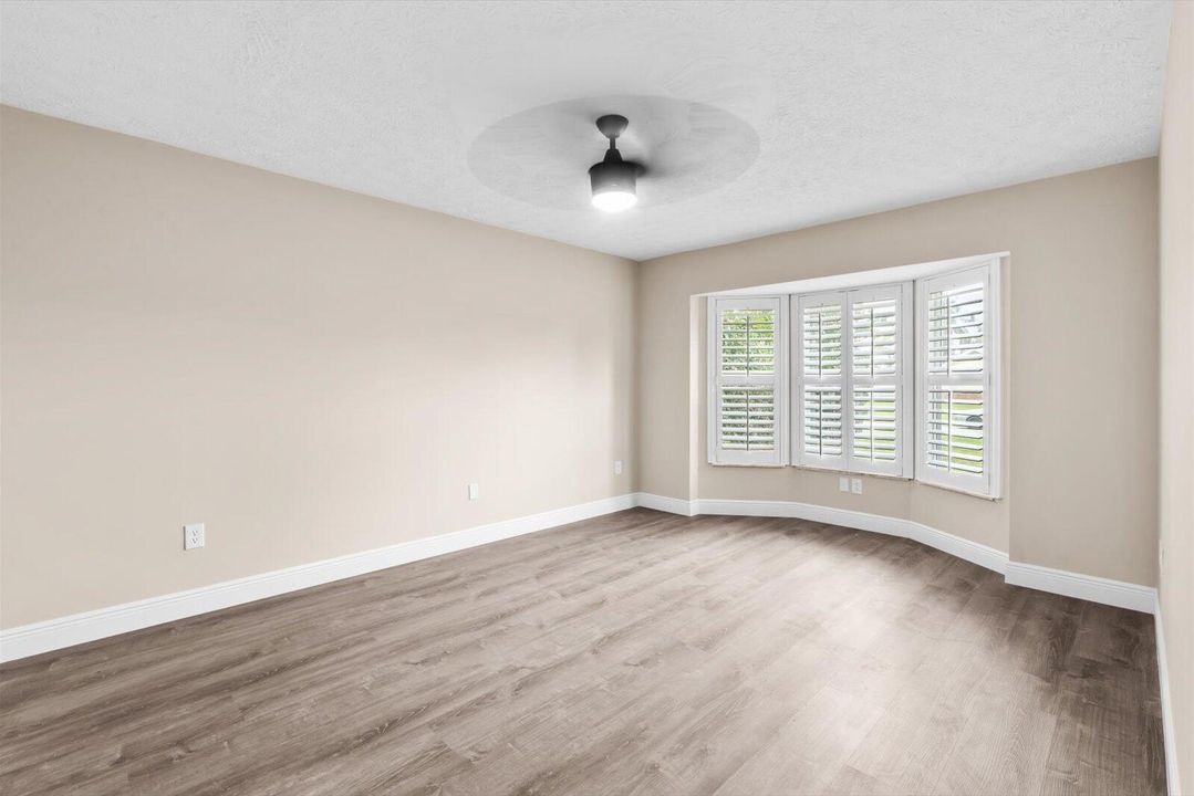 出租: $2,500 (3 贝兹, 2 浴室, 1829 平方英尺)