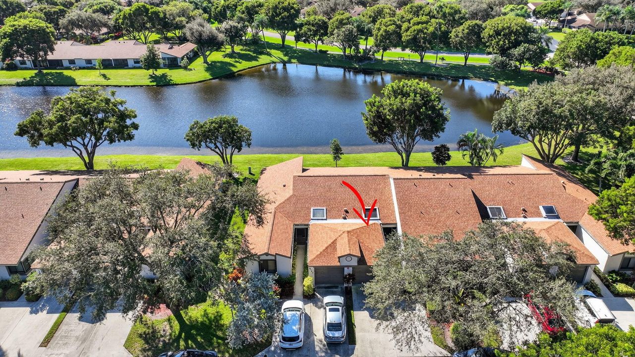 For Sale: $379,000 (2 beds, 2 baths, 1310 Square Feet)