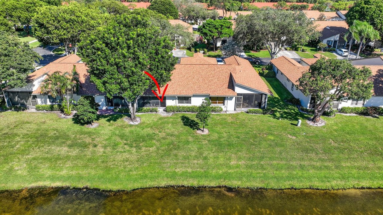 For Sale: $379,000 (2 beds, 2 baths, 1310 Square Feet)