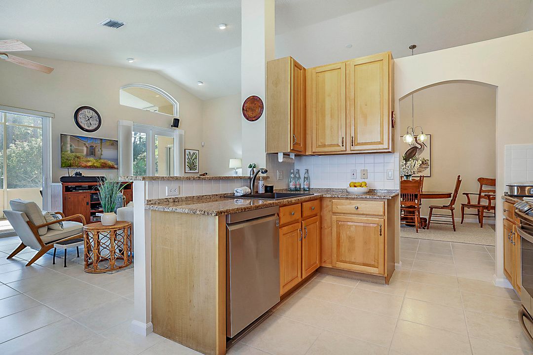 待售: $619,500 (3 贝兹, 2 浴室, 1856 平方英尺)