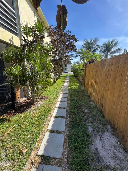 For Rent: $2,000 (1 beds, 1 baths, 640 Square Feet)