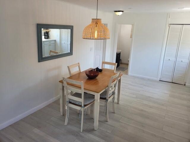 出租: $1,900 (1 贝兹, 1 浴室, 672 平方英尺)