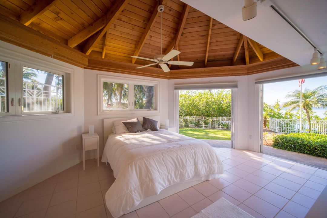 В аренду: $35,000 (4 спален, 5 ванн, 3846 Квадратных фут)