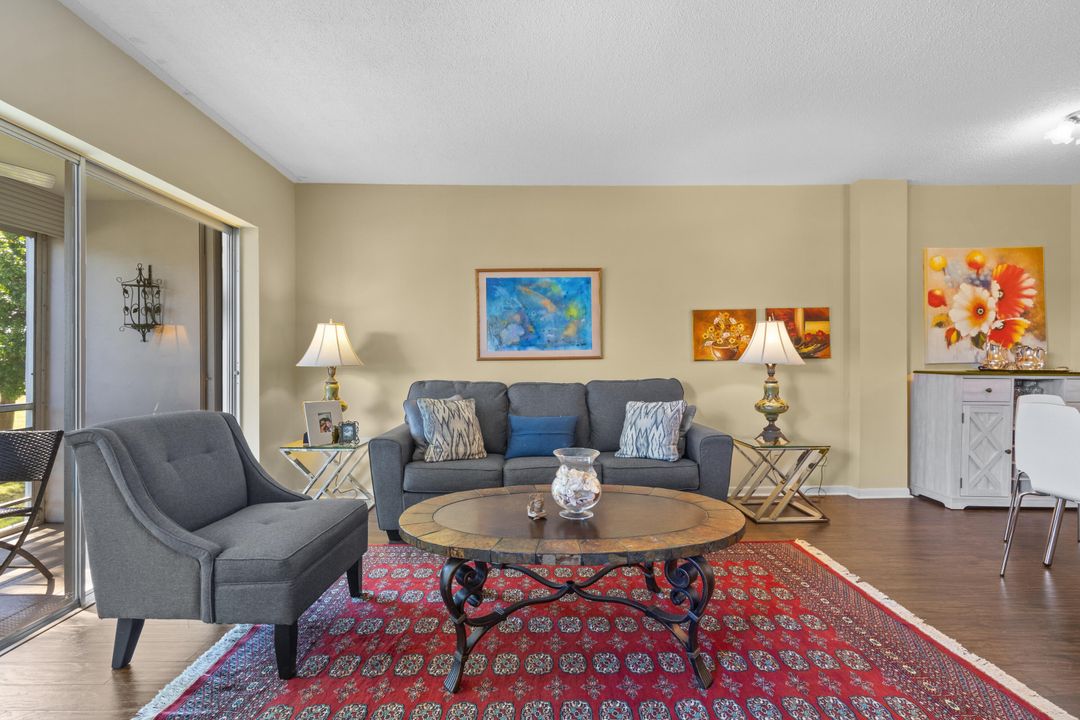 For Rent: $1,800 (1 beds, 1 baths, 850 Square Feet)