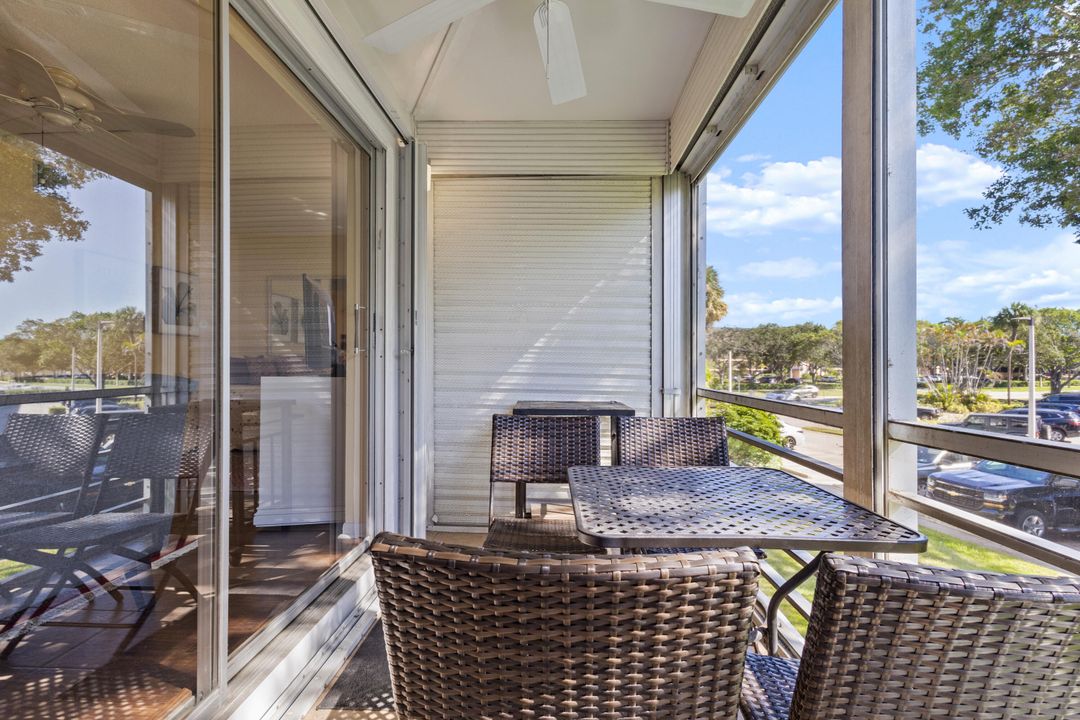 For Rent: $1,800 (1 beds, 1 baths, 850 Square Feet)