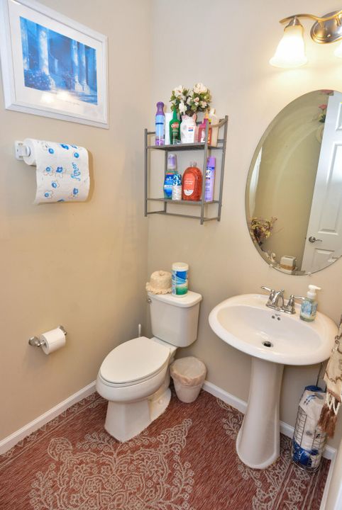 For Sale: $511,000 (2 beds, 2 baths, 2036 Square Feet)