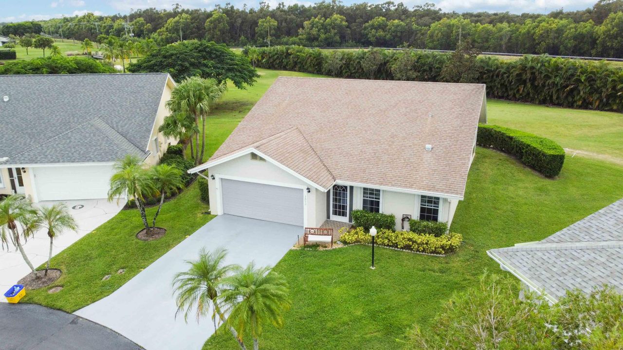 For Rent: $2,500 (2 beds, 2 baths, 1655 Square Feet)