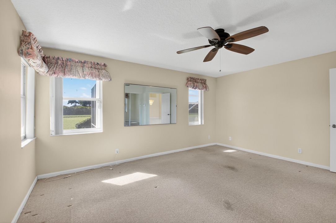 Active With Contract: $329,000 (3 beds, 2 baths, 1658 Square Feet)