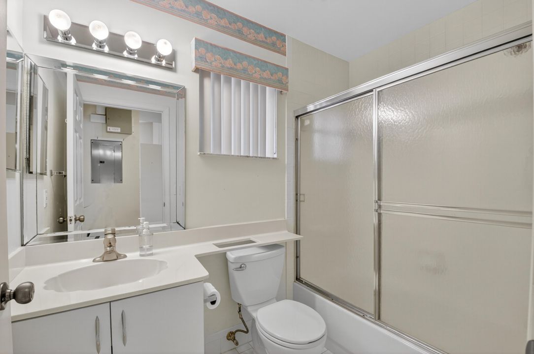 Active With Contract: $329,000 (3 beds, 2 baths, 1658 Square Feet)