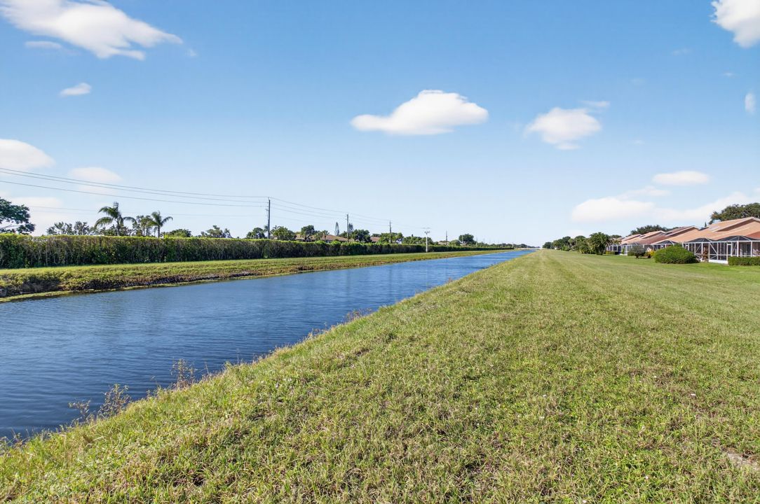 Active With Contract: $329,000 (3 beds, 2 baths, 1658 Square Feet)