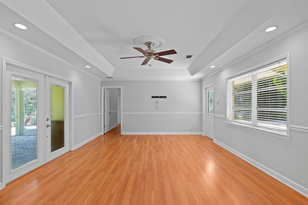 Active With Contract: $499,990 (3 beds, 2 baths, 1456 Square Feet)