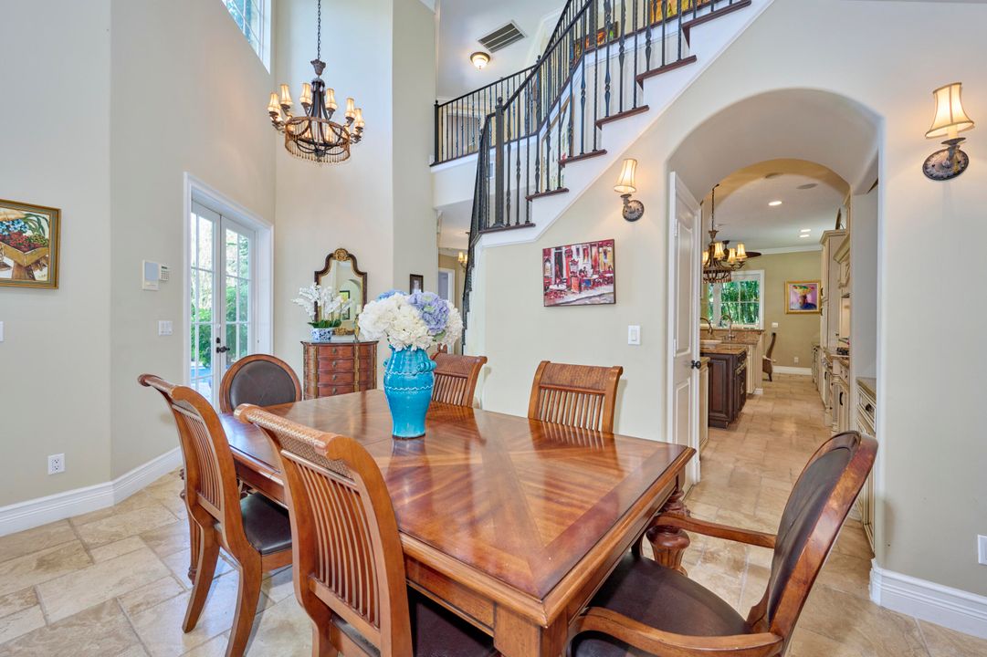 For Sale: $800,000 (4 beds, 4 baths, 3370 Square Feet)