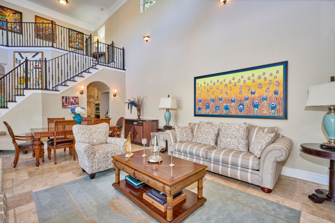 For Sale: $800,000 (4 beds, 4 baths, 3370 Square Feet)