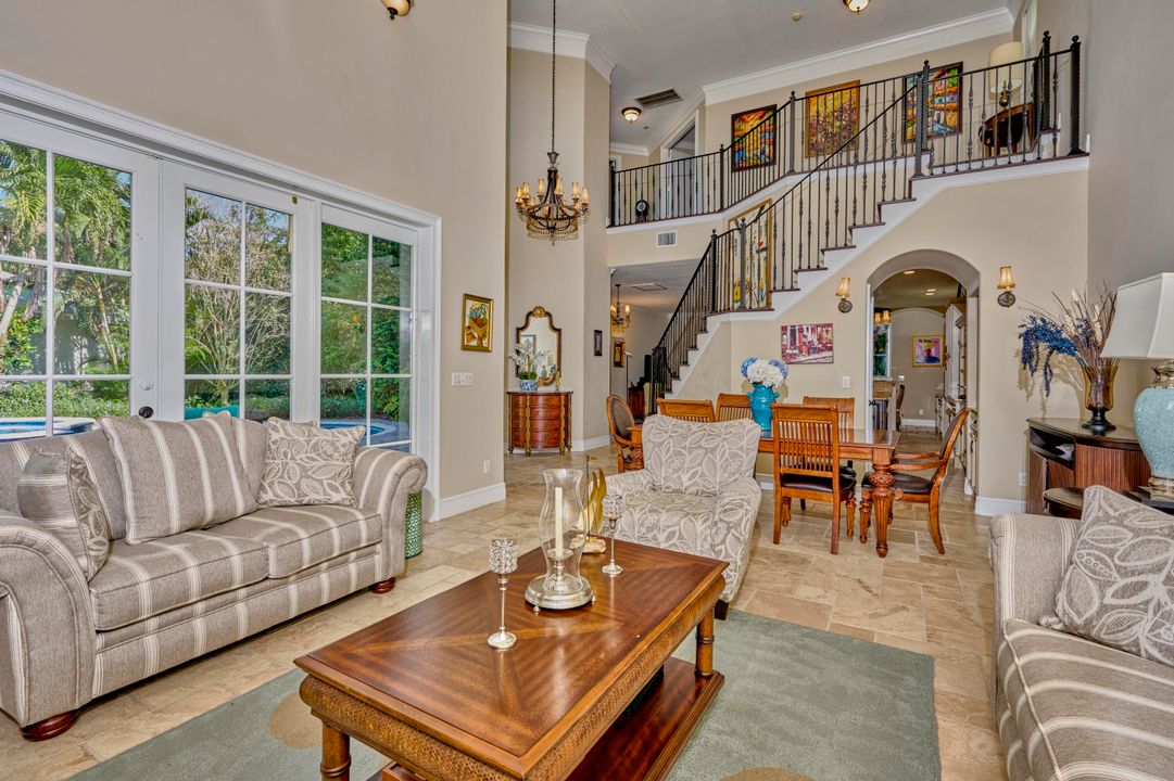 For Sale: $800,000 (4 beds, 4 baths, 3370 Square Feet)