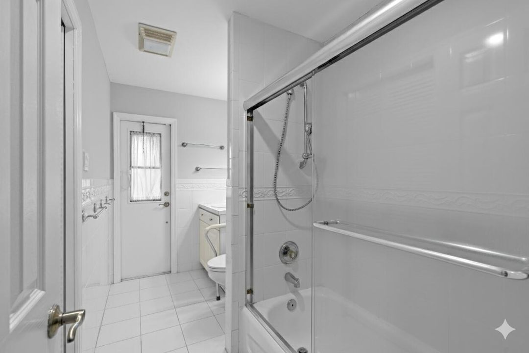 Active With Contract: $499,990 (3 beds, 2 baths, 1456 Square Feet)