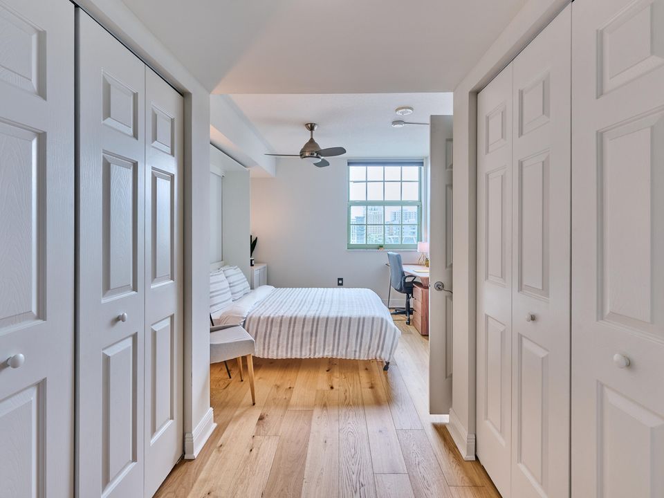 For Sale: $449,000 (2 beds, 2 baths, 1130 Square Feet)