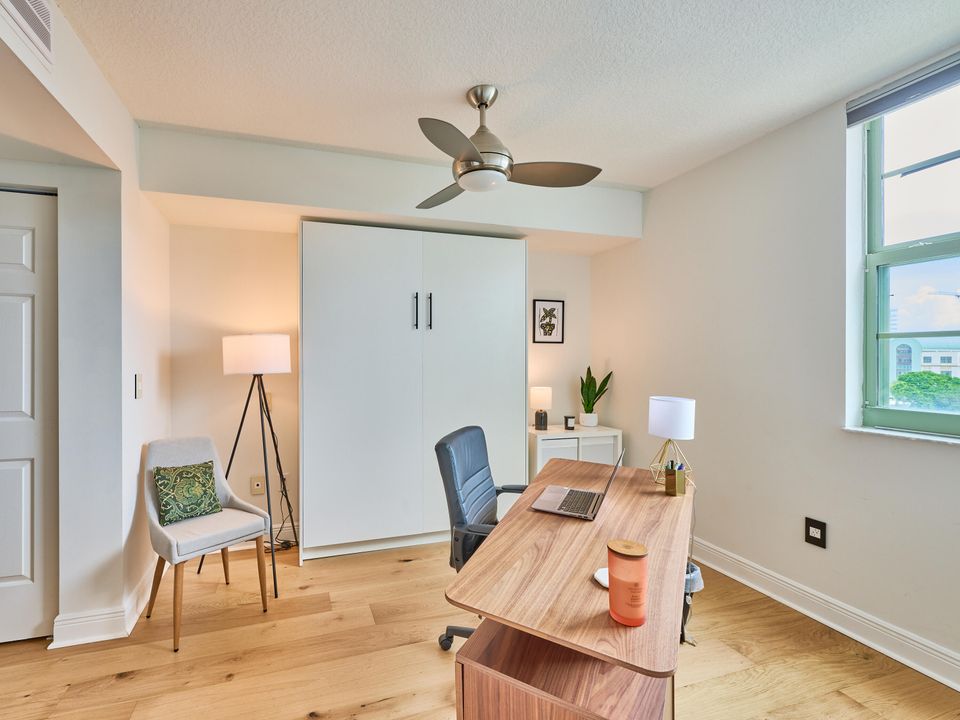 For Sale: $449,000 (2 beds, 2 baths, 1130 Square Feet)