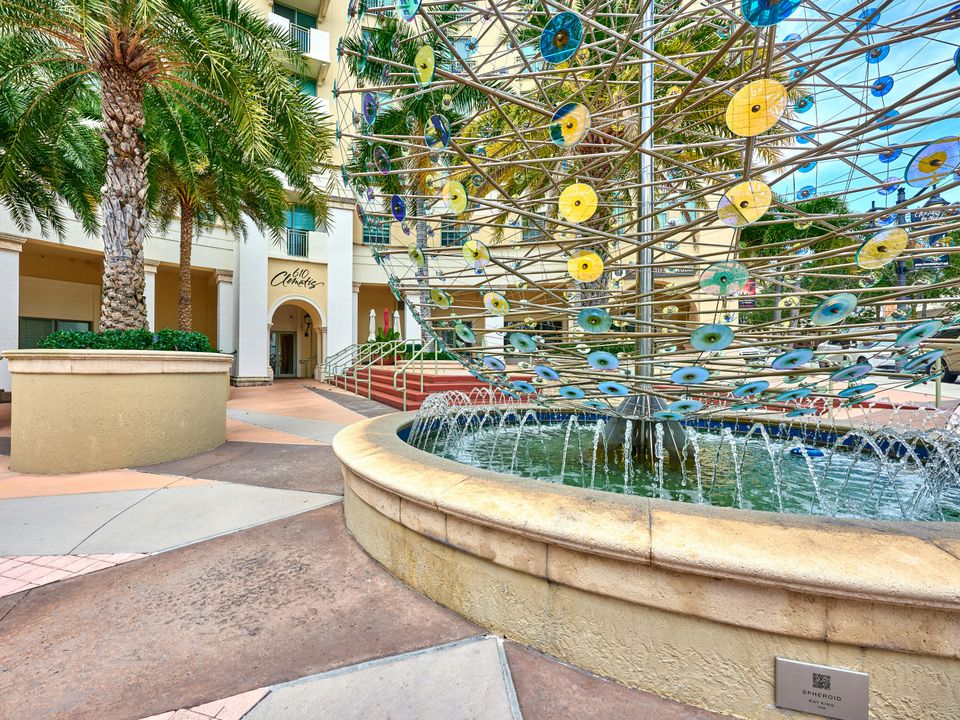 For Sale: $449,000 (2 beds, 2 baths, 1130 Square Feet)