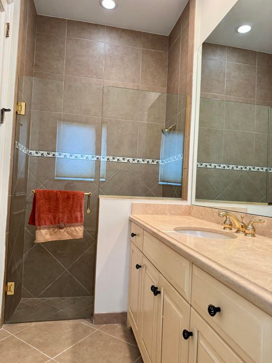 待售: $1,999,500 (4 贝兹, 6 浴室, 5125 平方英尺)