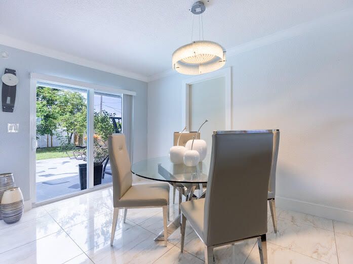 For Sale: $649,995 (3 beds, 2 baths, 1200 Square Feet)