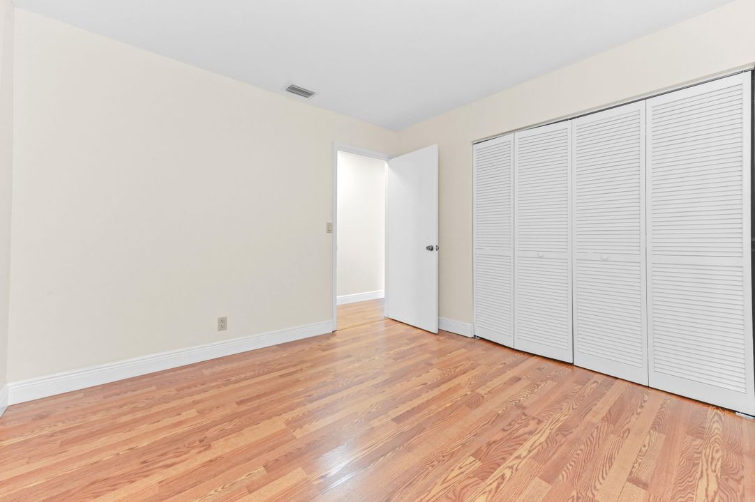 Под контрактом: $499,000 (3 спален, 2 ванн, 1456 Квадратных фут)