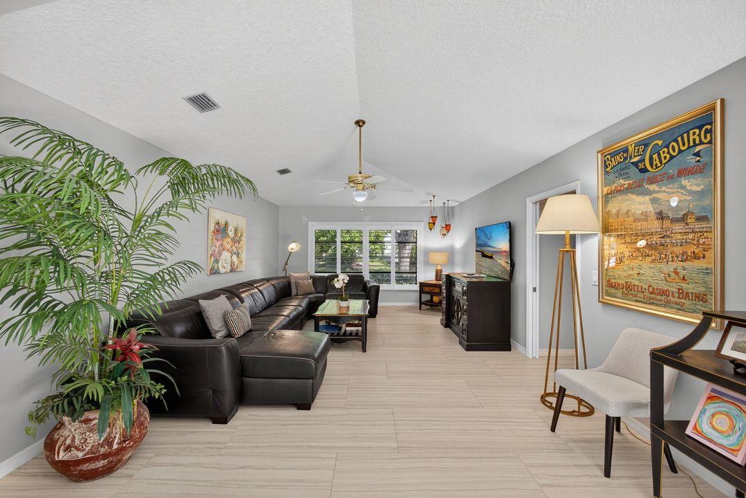 For Sale: $1,250,000 (4 beds, 2 baths, 2318 Square Feet)