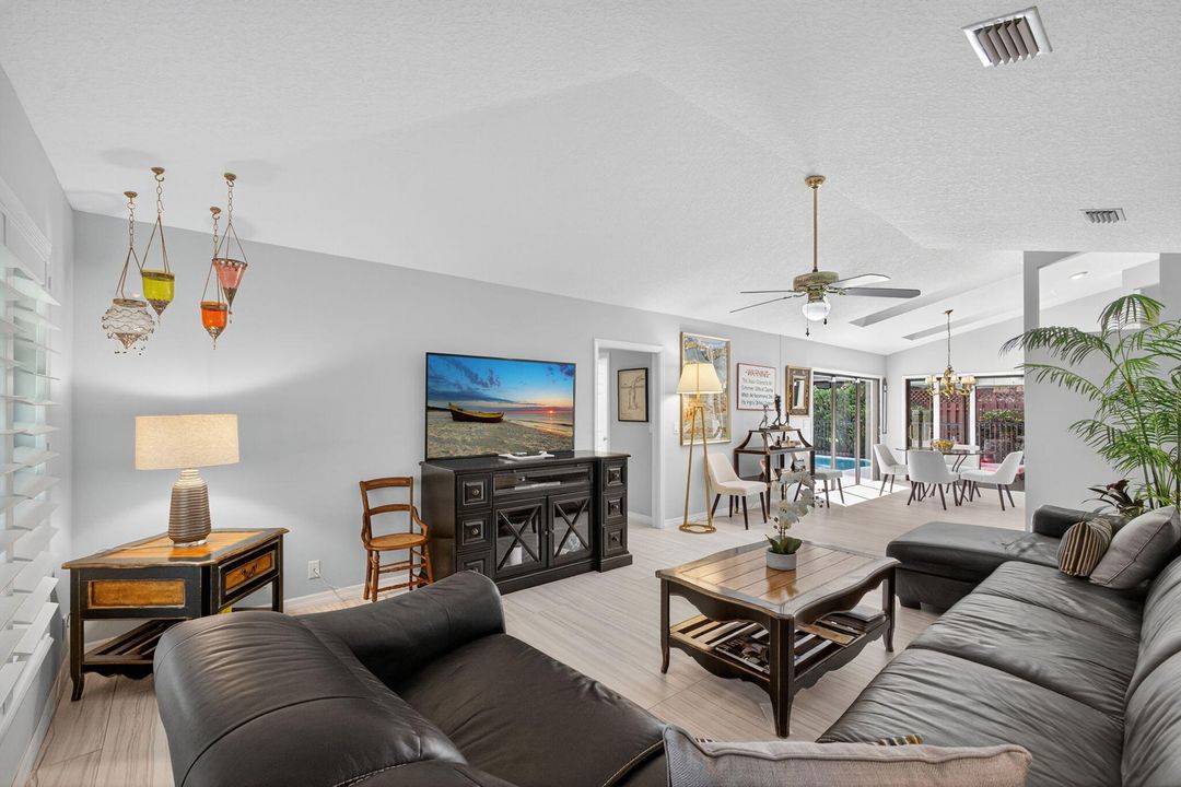 For Sale: $1,250,000 (4 beds, 2 baths, 2318 Square Feet)