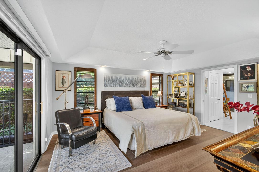 For Sale: $1,250,000 (4 beds, 2 baths, 2318 Square Feet)