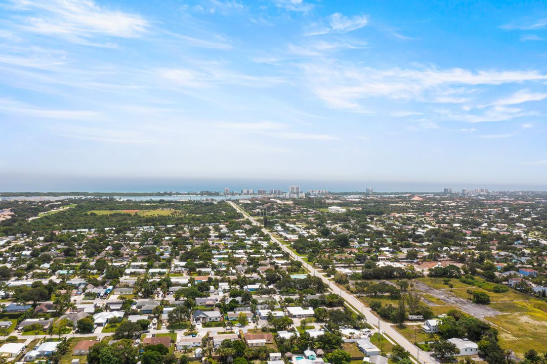 For Sale: $669,222 (3 beds, 2 baths, 1553 Square Feet)