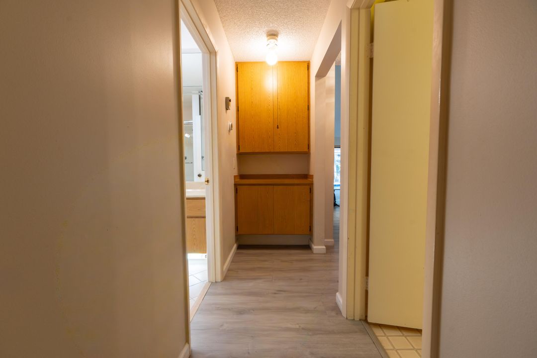 合同活跃: $1,050,000 (3 贝兹, 2 浴室, 1889 平方英尺)