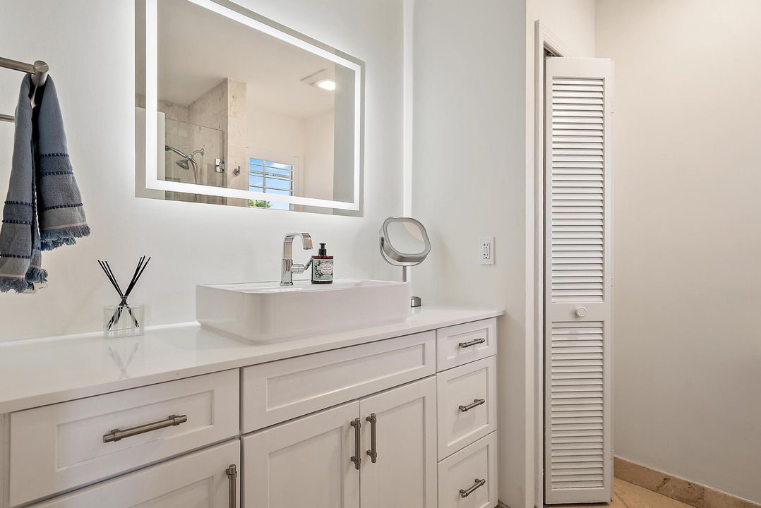 For Sale: $865,000 (4 beds, 3 baths, 2535 Square Feet)